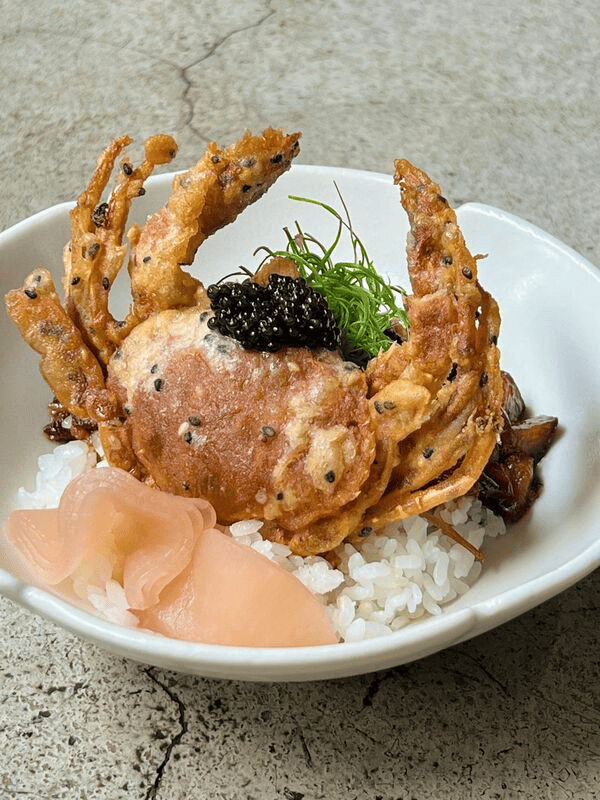 元YUAN菜色五：魚子醬軟殼蟹滷肉飯